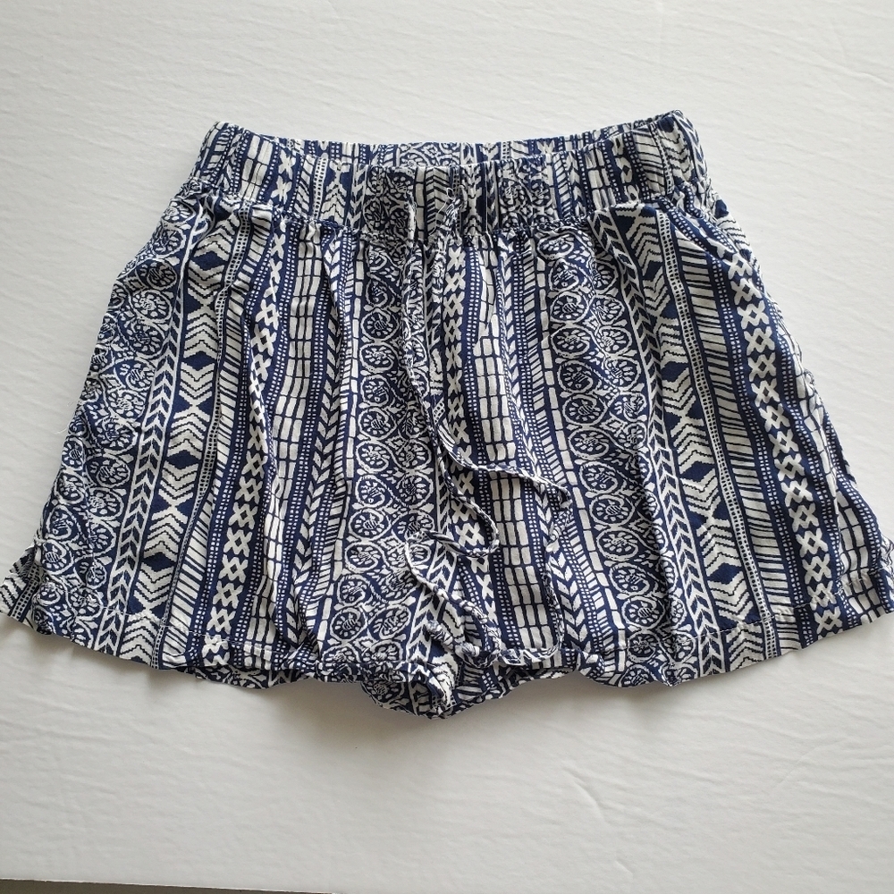 G21 | Printed Patterned Drawstring Shorts - image 4